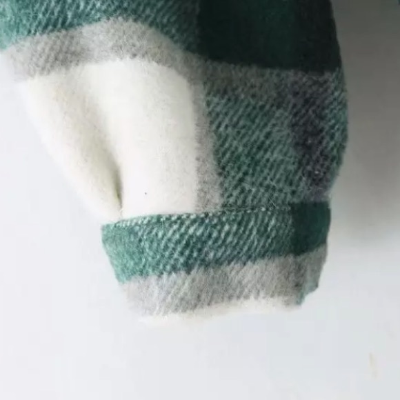 SOLD OUT Green Plaid Oversized Flannel Shacket Shirt Jacket - Picture 8 of 14